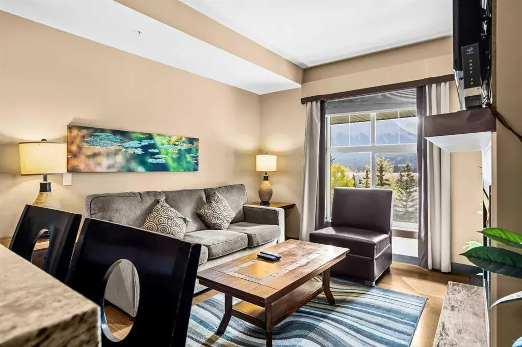 1818 Mountain Avenue, #313(C)