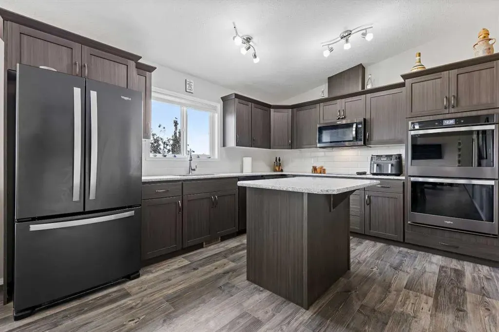 241003 Range Road 235