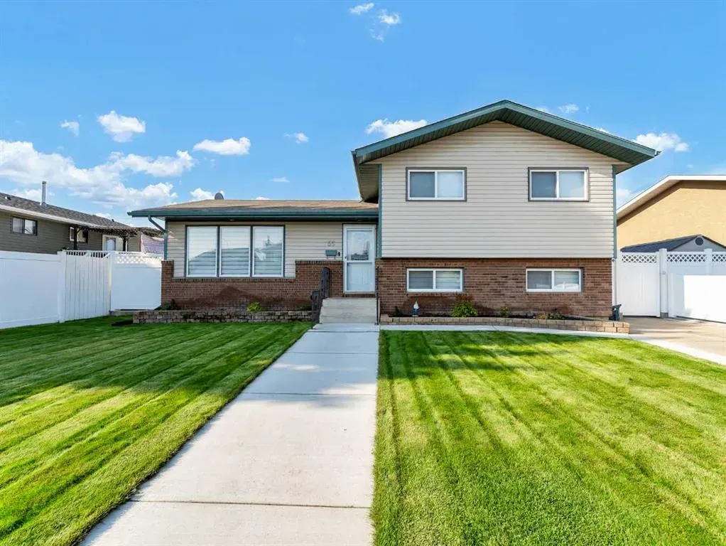 55 Rossland Road SE