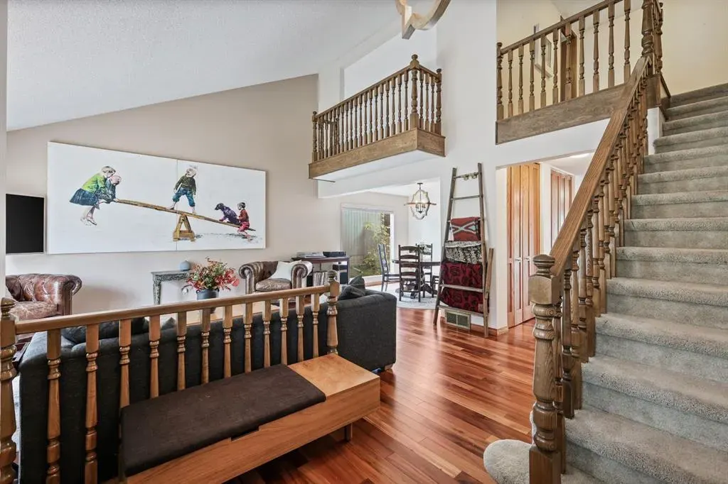 132 Oakmount Road SW