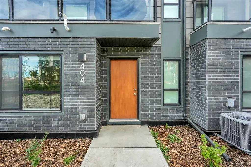 20295 Seton Way SE, #404