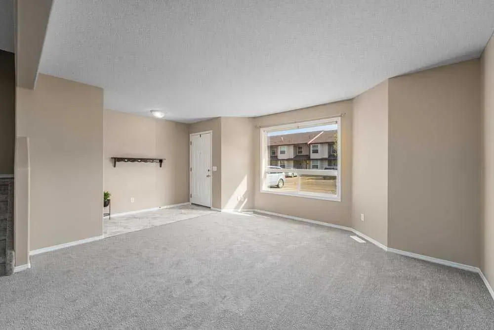 1405 Eagleview Place NW