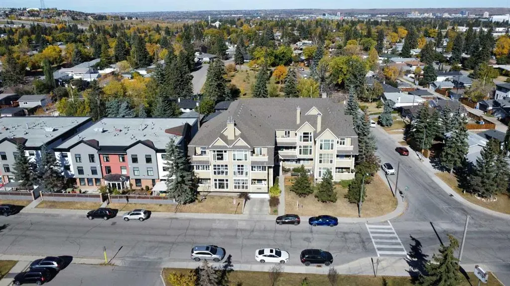 4944 8 Avenue SW, #202