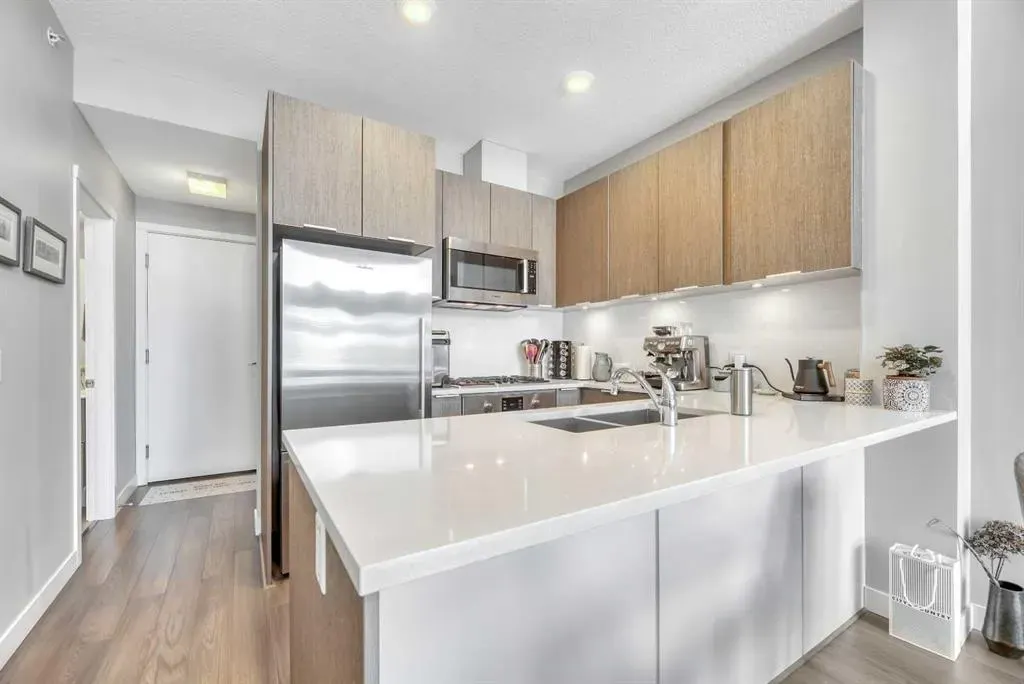 823 5 Avenue NW, #417