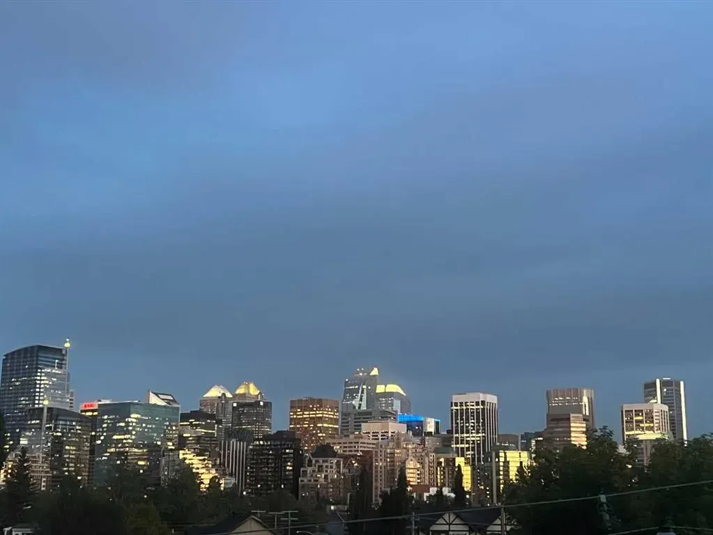 823 5 Avenue NW, #417