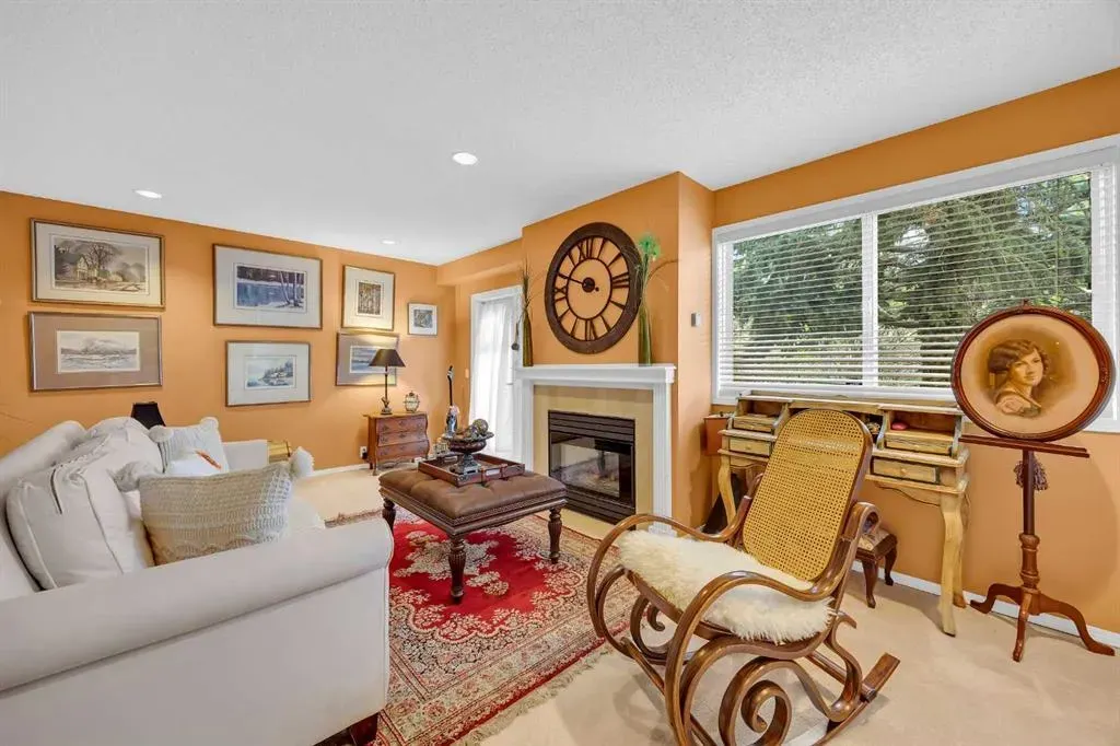 75 Christie Gardens SW