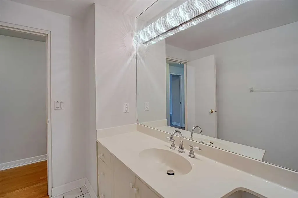 505 Canyon Meadows Drive SW, #101