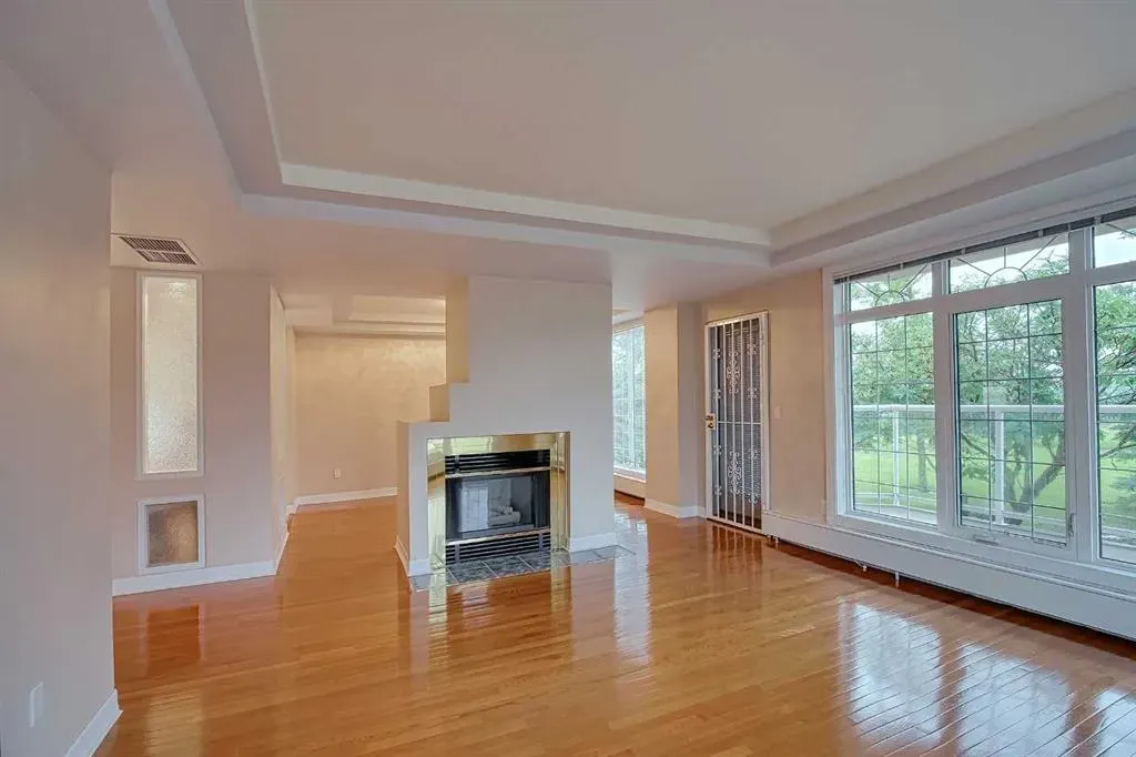 505 Canyon Meadows Drive SW, #101