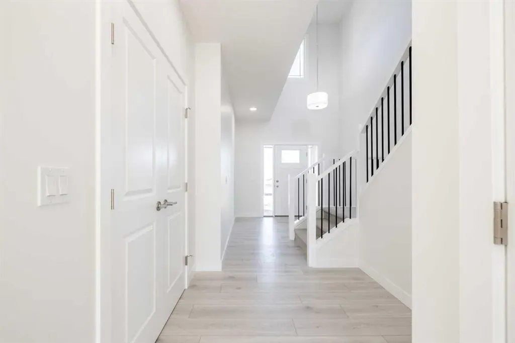 145 Sunstone Way
