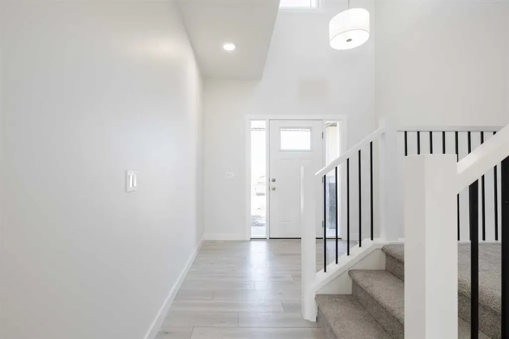 145 Sunstone Way