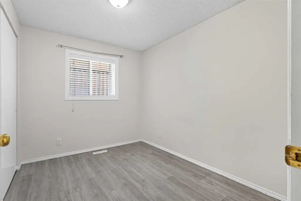 24 2005 Street SW, #101