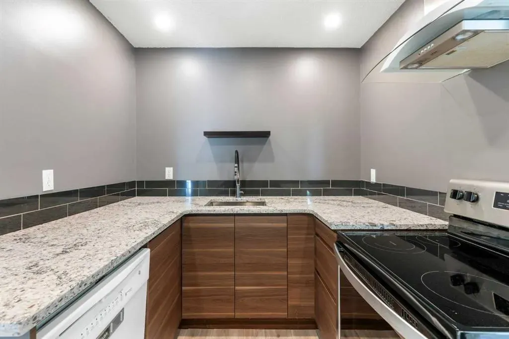 80 Glamis Drive SW, #3315