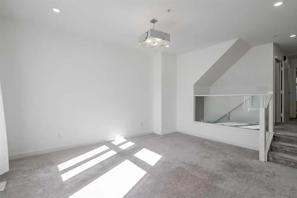 1632 20 Avenue NW, #109