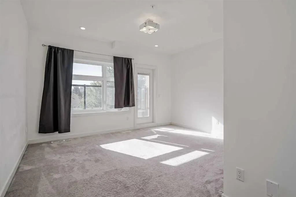 1632 20 Avenue NW, #109