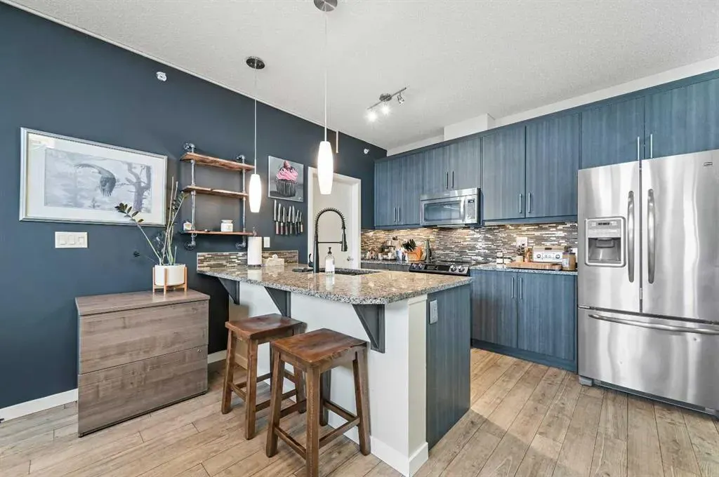 402 Marquis Lane SE, #410