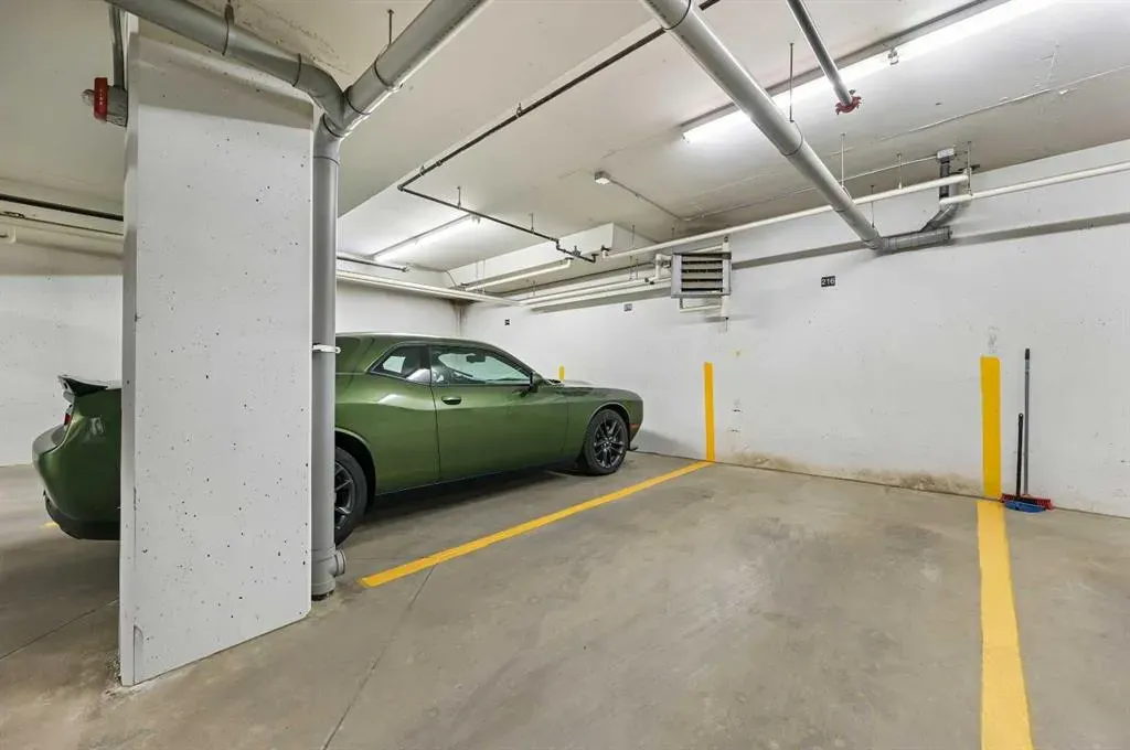 402 Marquis Lane SE, #410