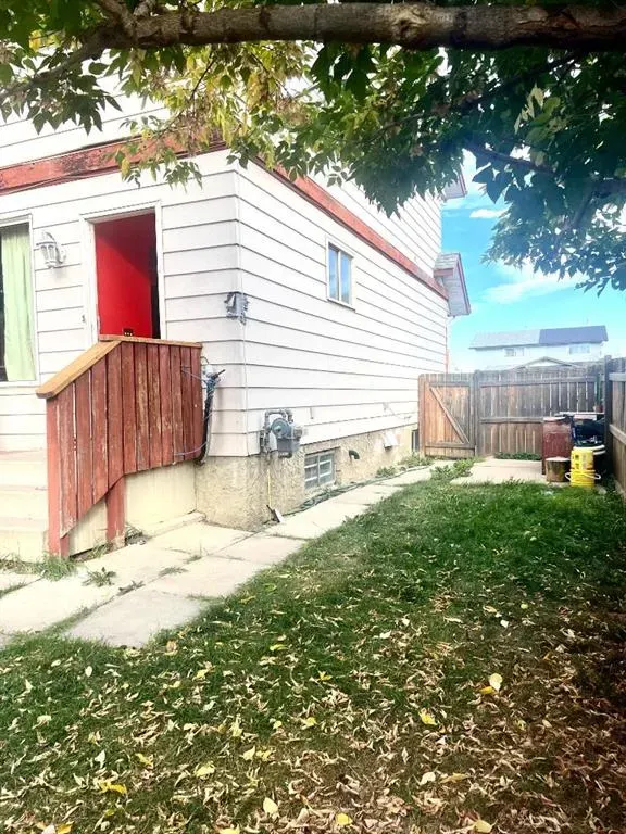 1051 Fonda Court SE