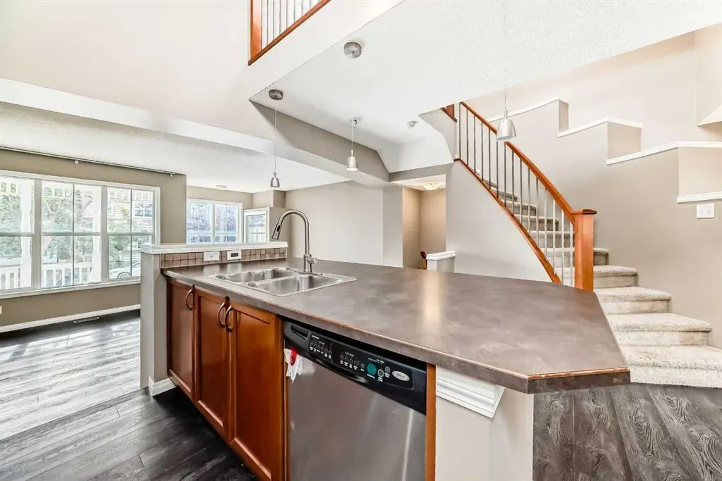 143 Auburn Bay Heights SE