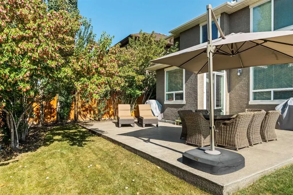 233 Aspen Stone Place SW