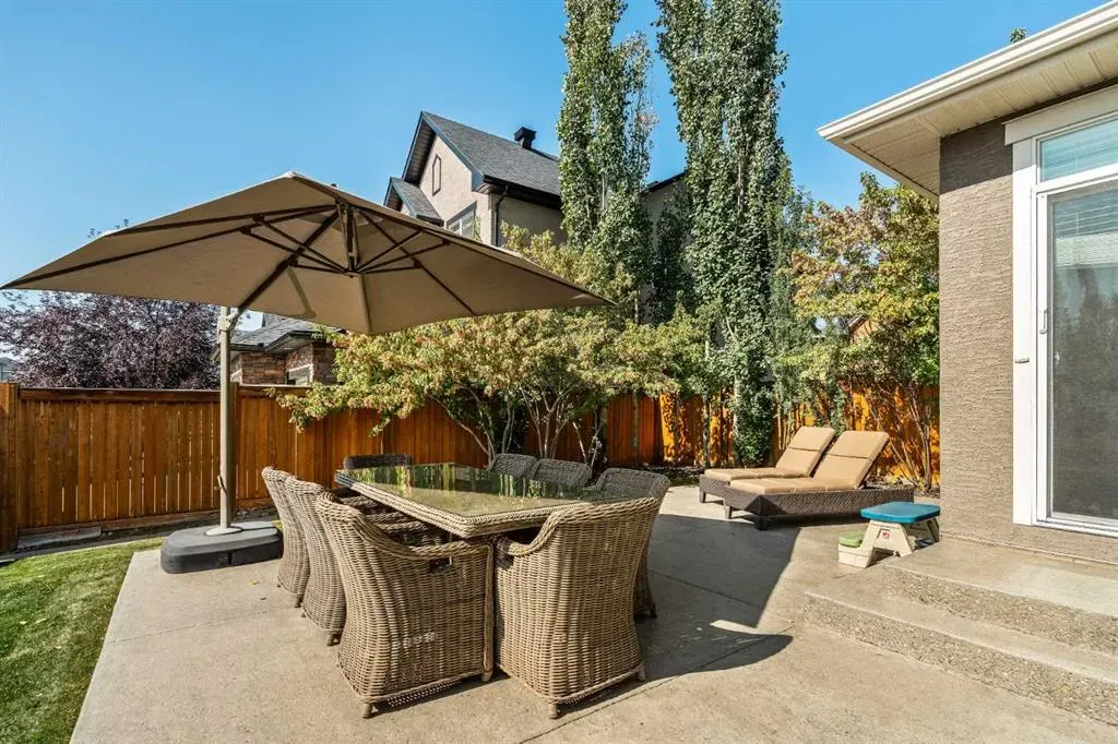 233 Aspen Stone Place SW