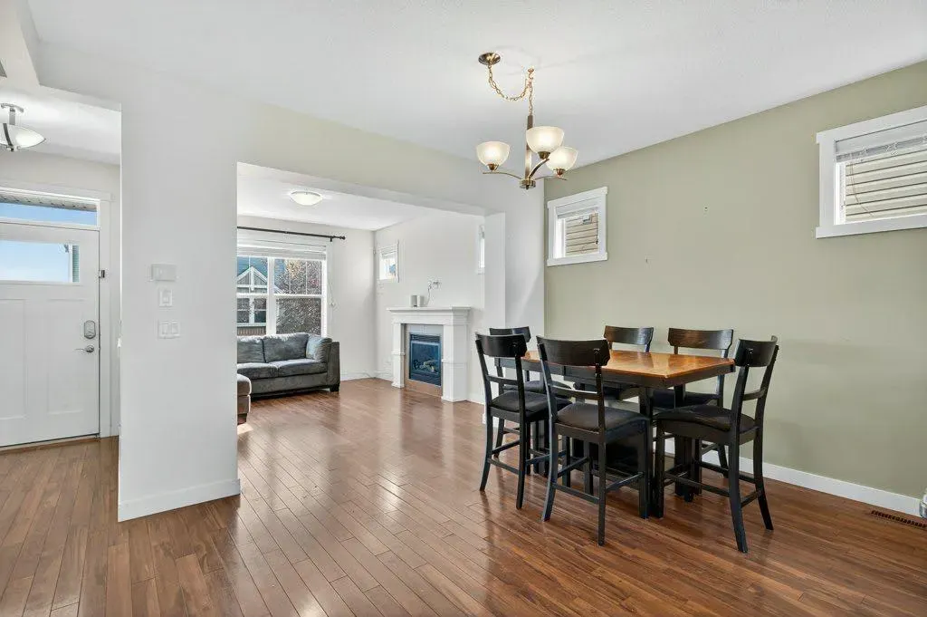 234 Williamstown Close NW
