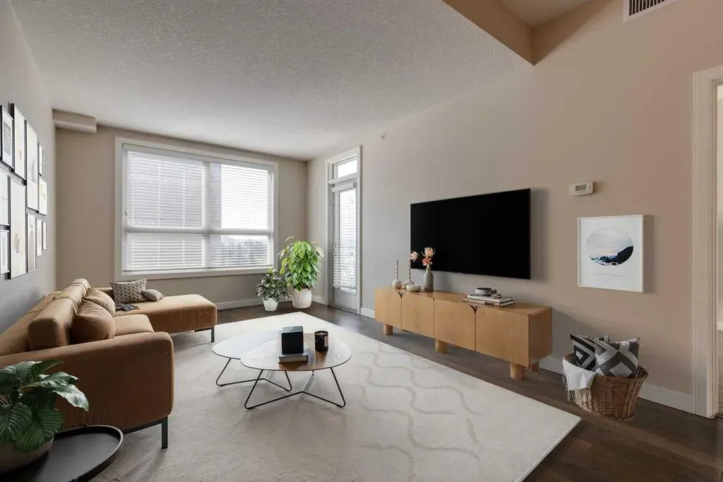 1110 3 Avenue NW, #707