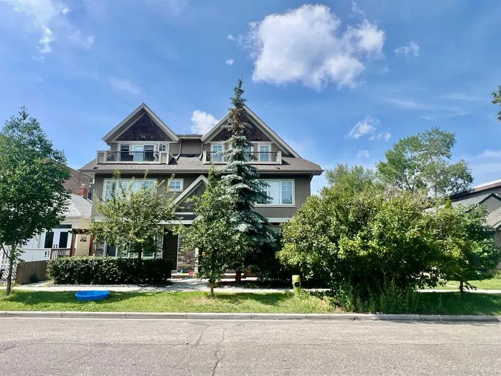 924 3 Avenue NW, #2