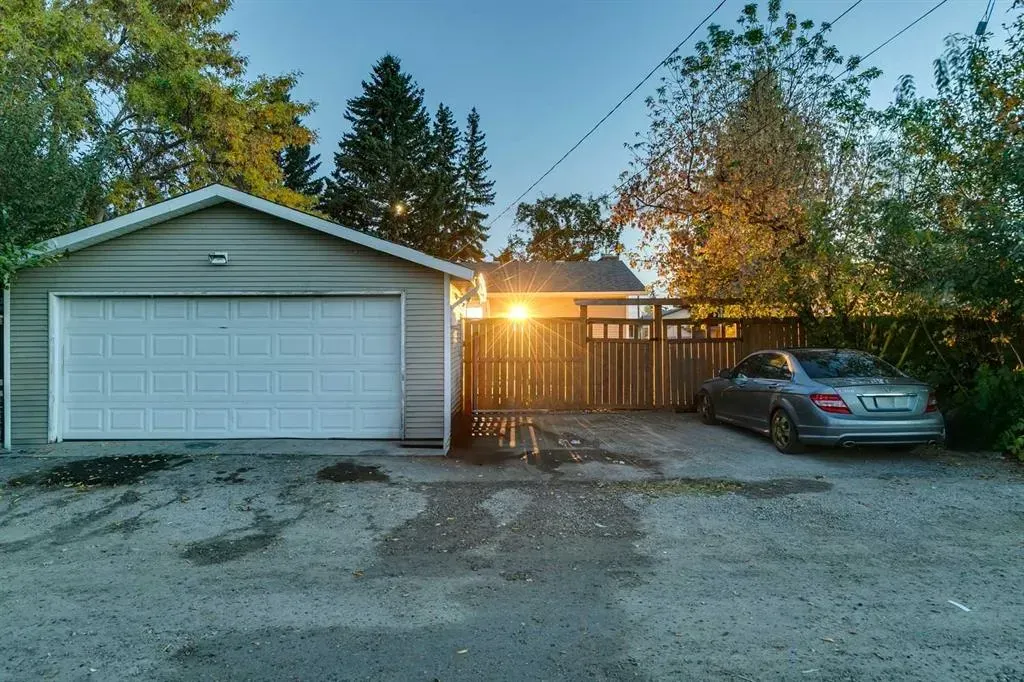 100 Allandale Close SE