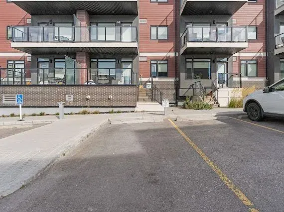 214 Sherwood Square NW, #414