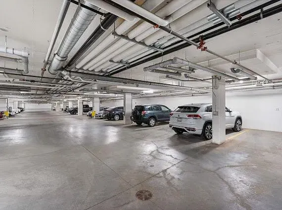 214 Sherwood Square NW, #414
