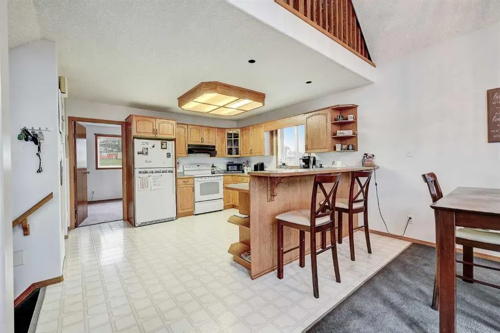10816 STERN CRES