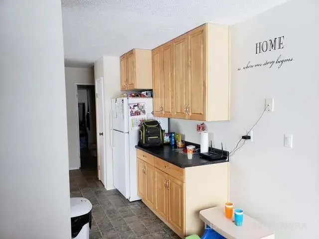 10850 98 AVE