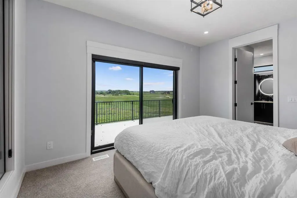 13 Calterra Court