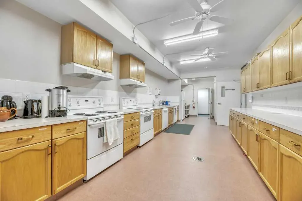 3 Parklane Way, #102