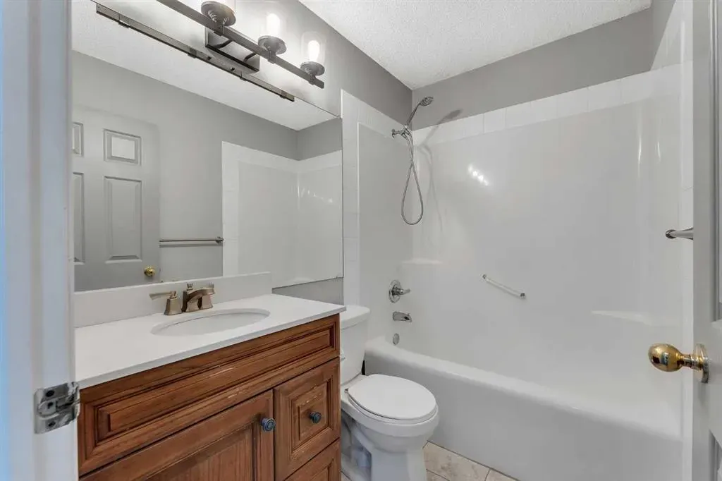 22 Cimarron Crescent