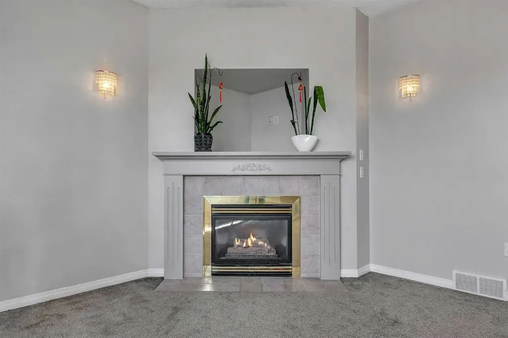 22 Cimarron Crescent