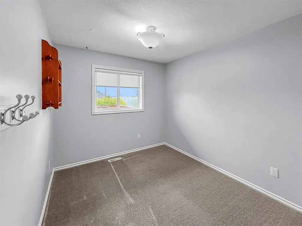 12117 Crystal Lake Drive