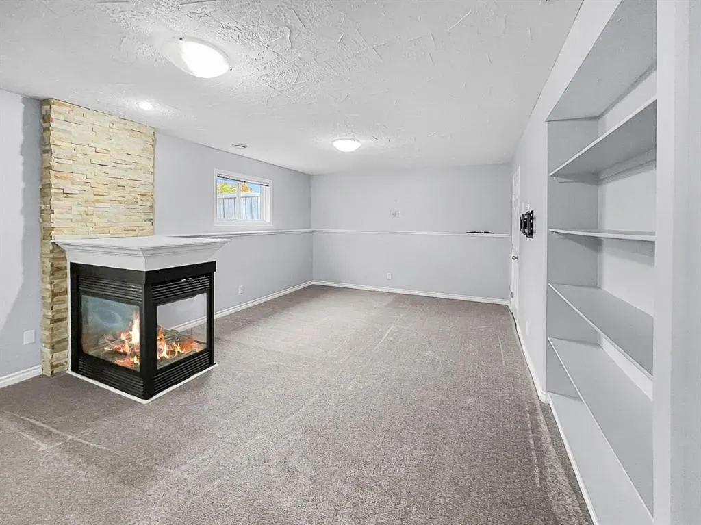 12117 Crystal Lake Drive