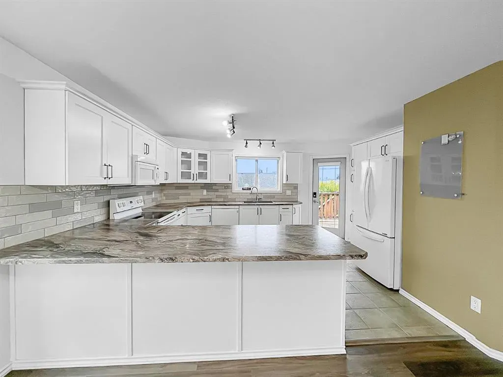 12117 Crystal Lake Drive