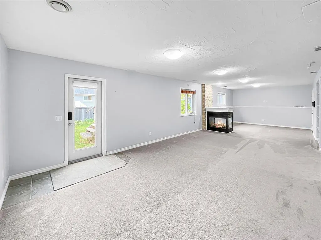 12117 Crystal Lake Drive