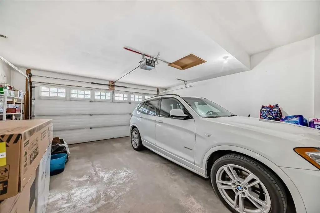 100 Coopers Common SW, #116