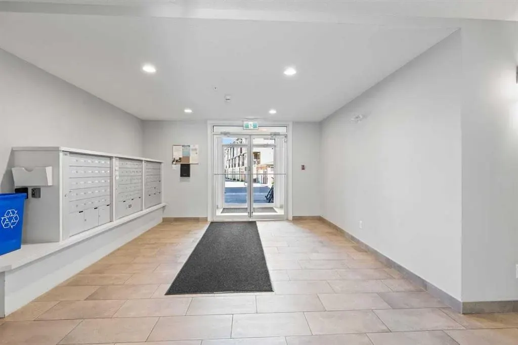 40 Walgrove Walk SE, #112