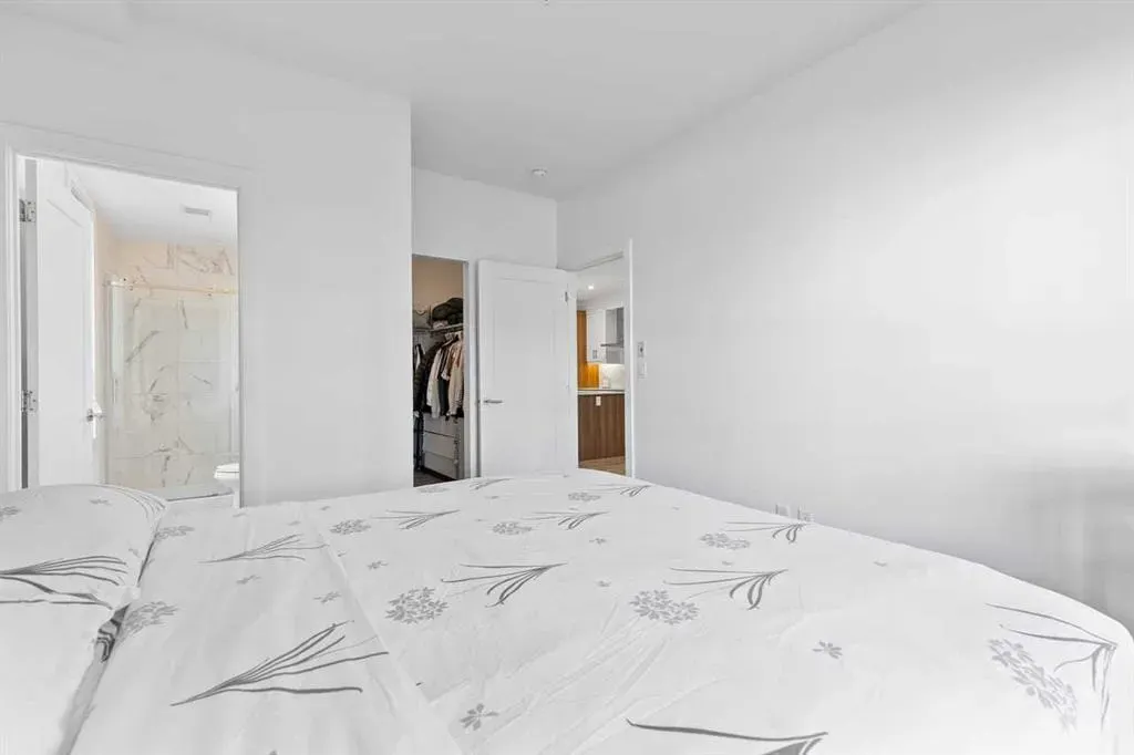 40 Walgrove Walk SE, #112