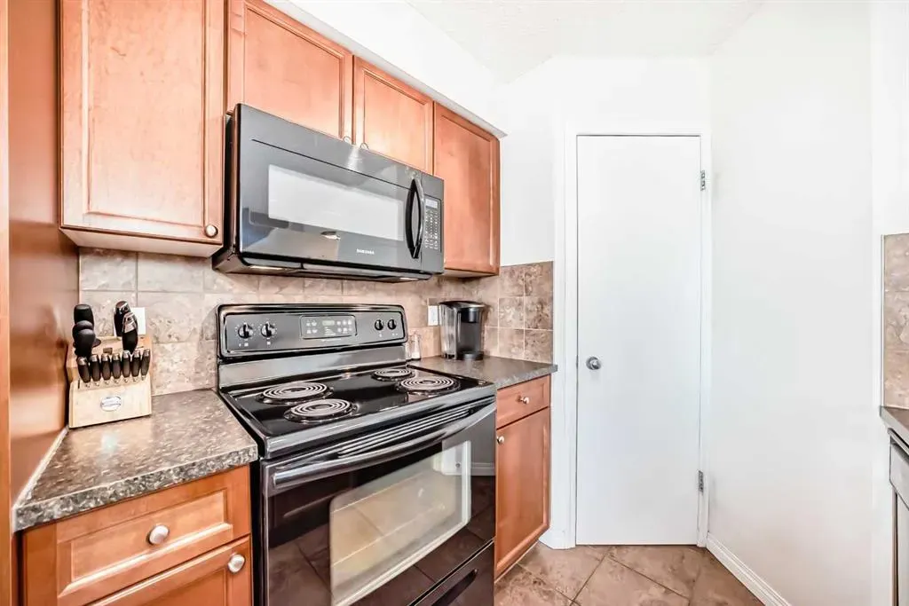 21 McKenzie Towne Gate SE, ##12