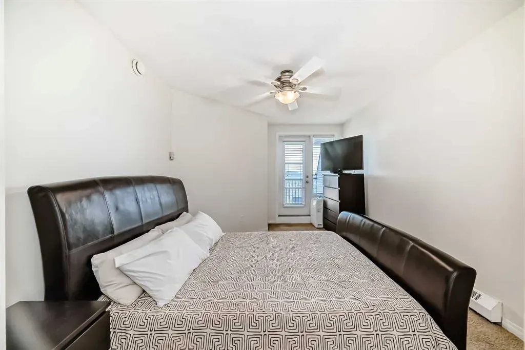 21 McKenzie Towne Gate SE, ##12
