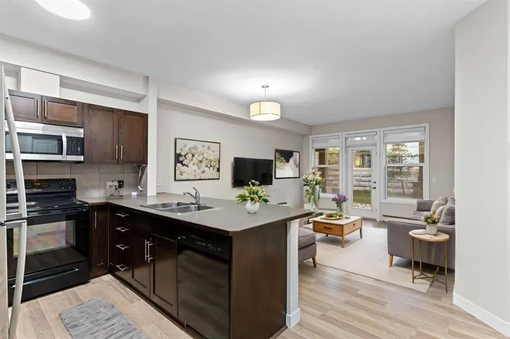 48 Panatella Road NW, #109