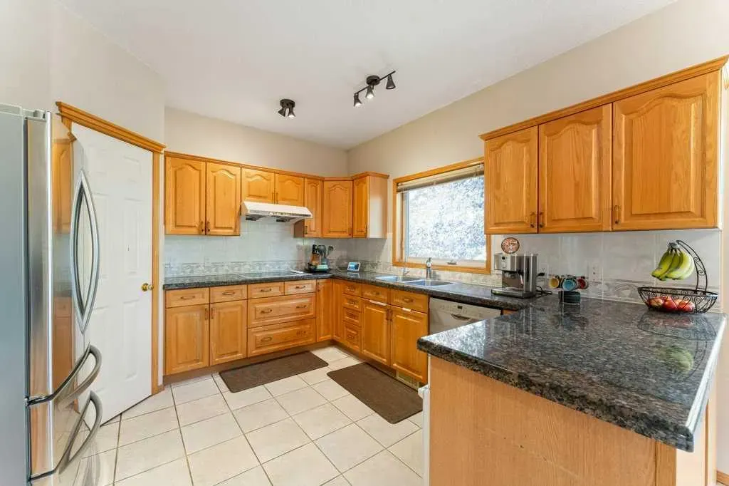 10 Grande Point Estates