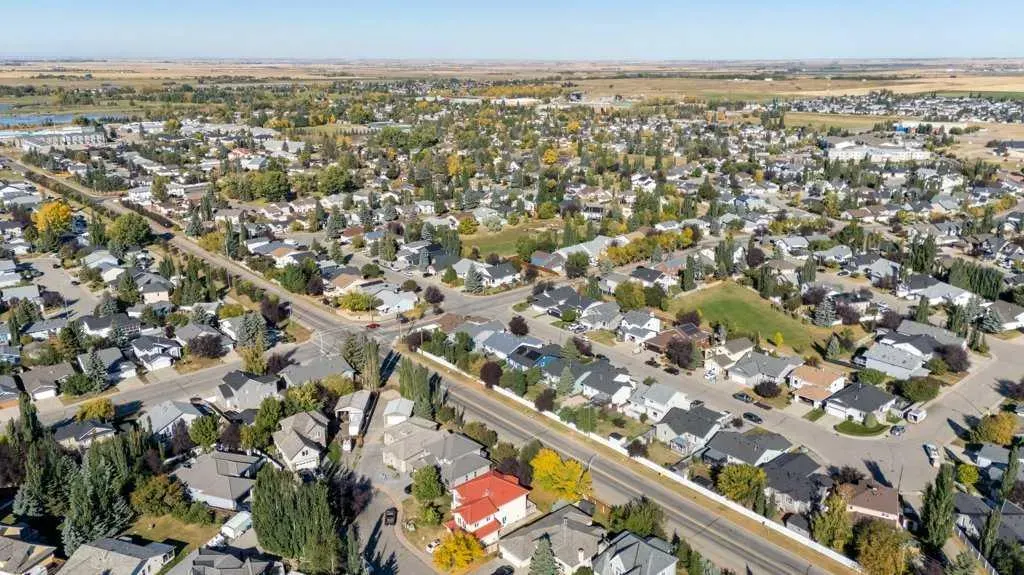 10 Grande Point Estates