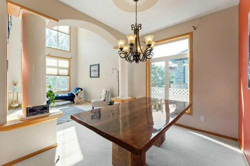10 Grande Point Estates