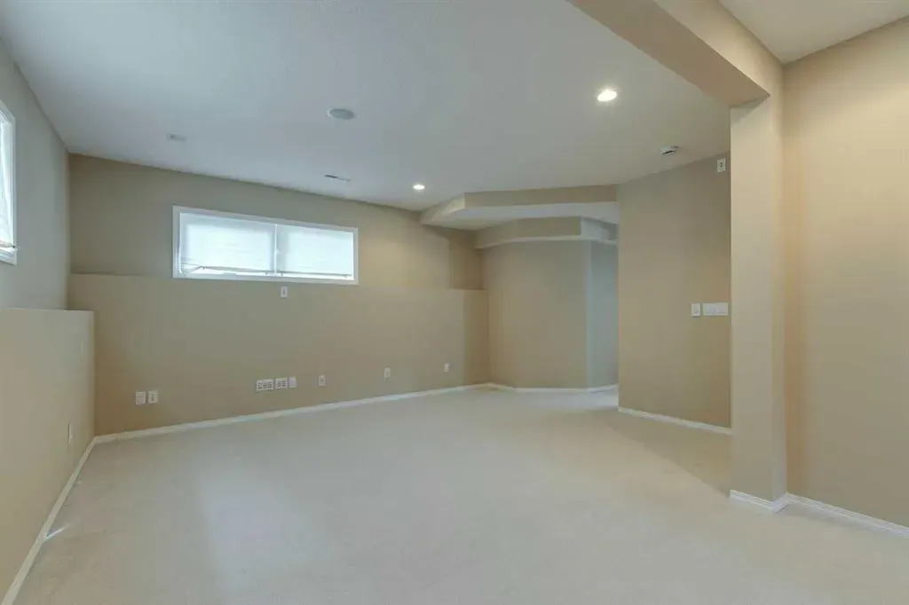 2208 Sirocco Drive SW